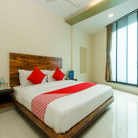 Hotel Sai Comforts Bapane Luaran gambar