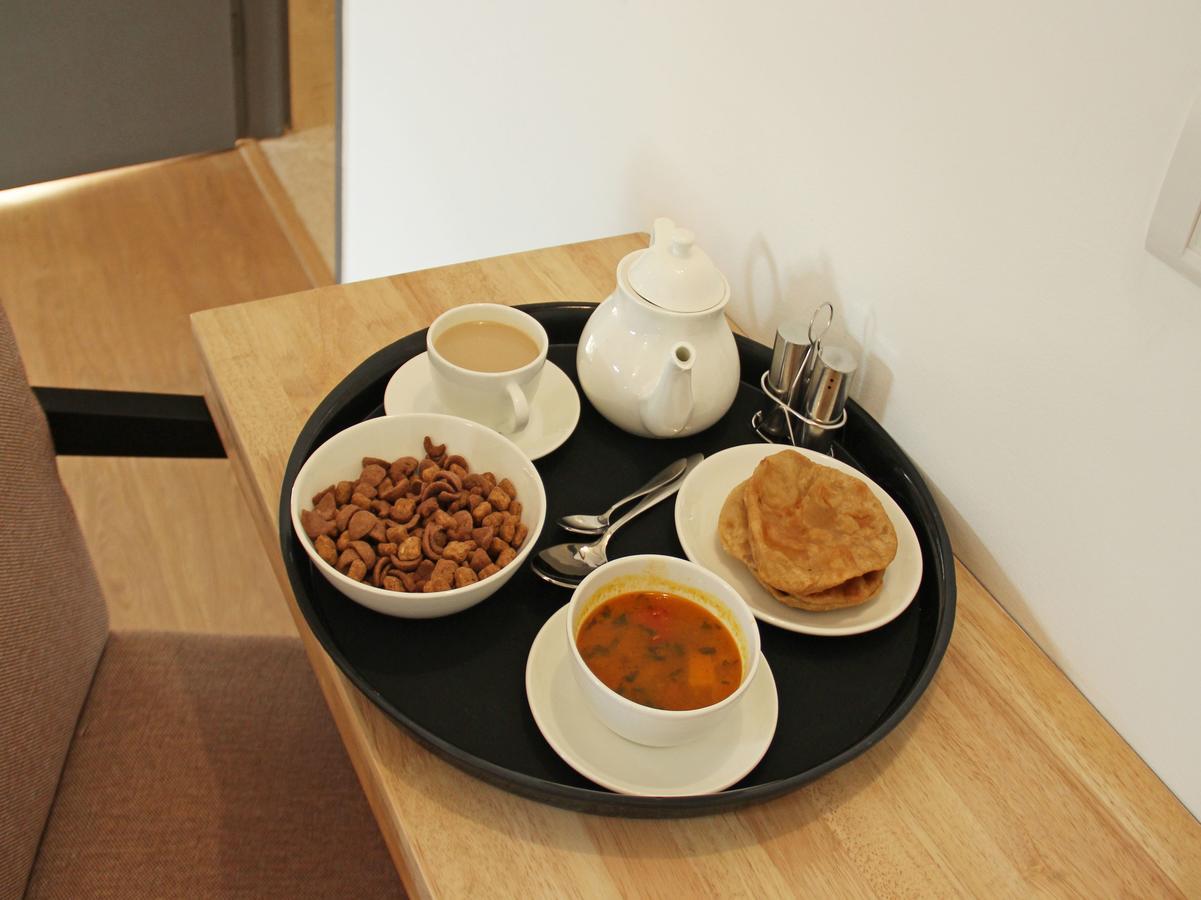 Hotel Sai Comforts Bapane Luaran gambar